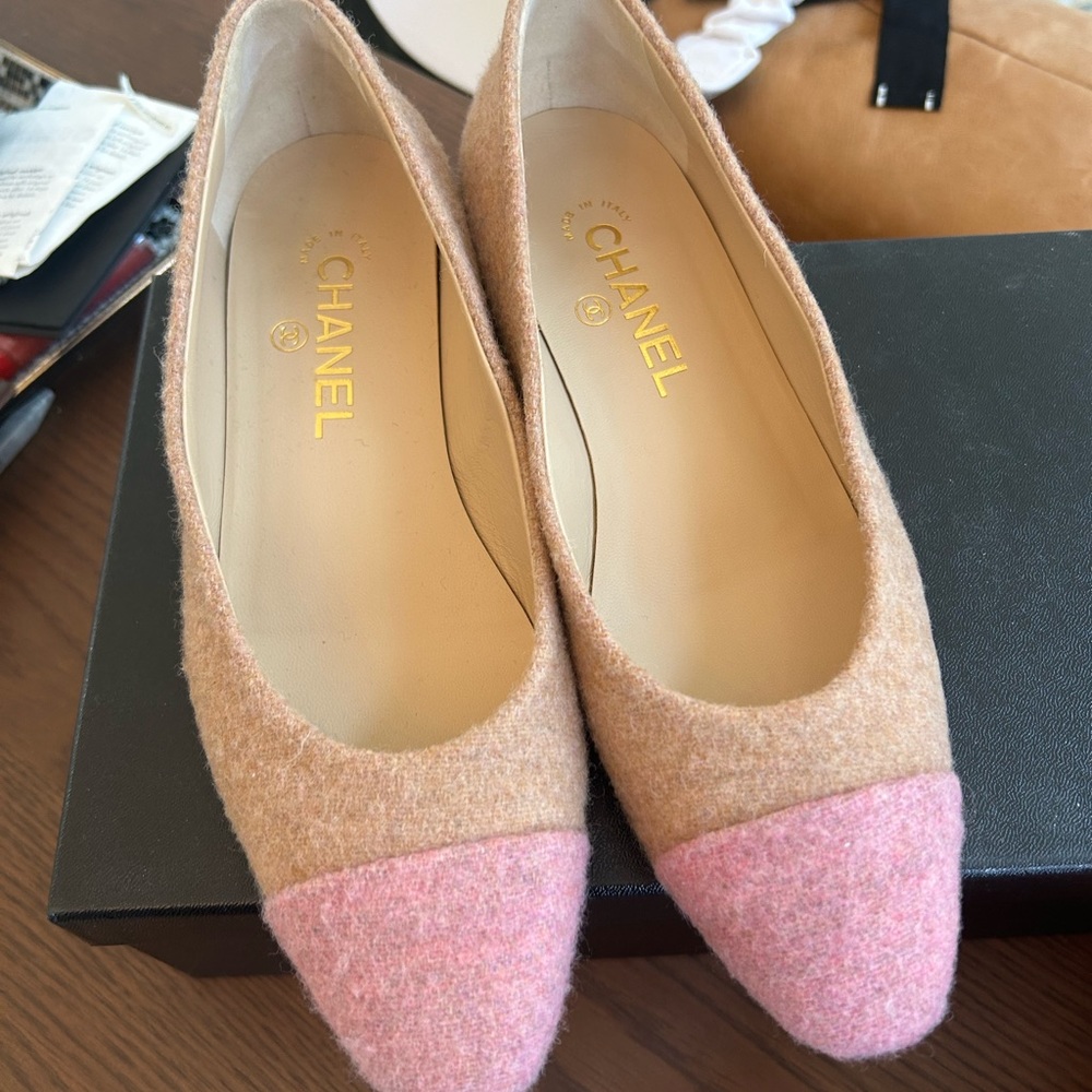 chanel flat - Picture 1 of 6